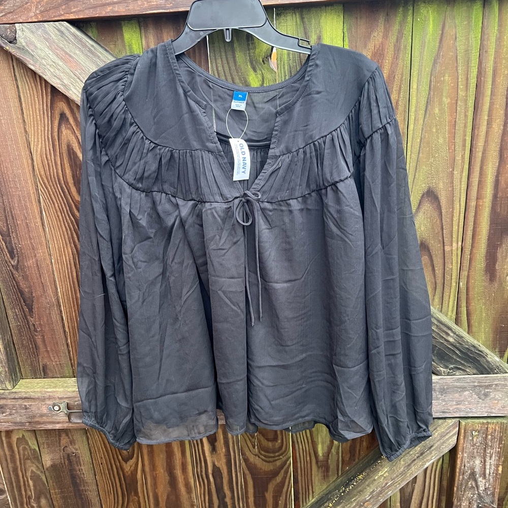 👗Old Navy Black Long Sleeve Blouse